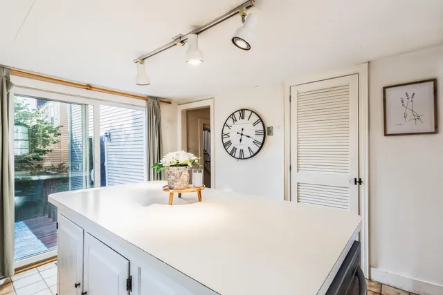 $1,200,000 | 325 Marcy Street, Portsmouth, NH 03801