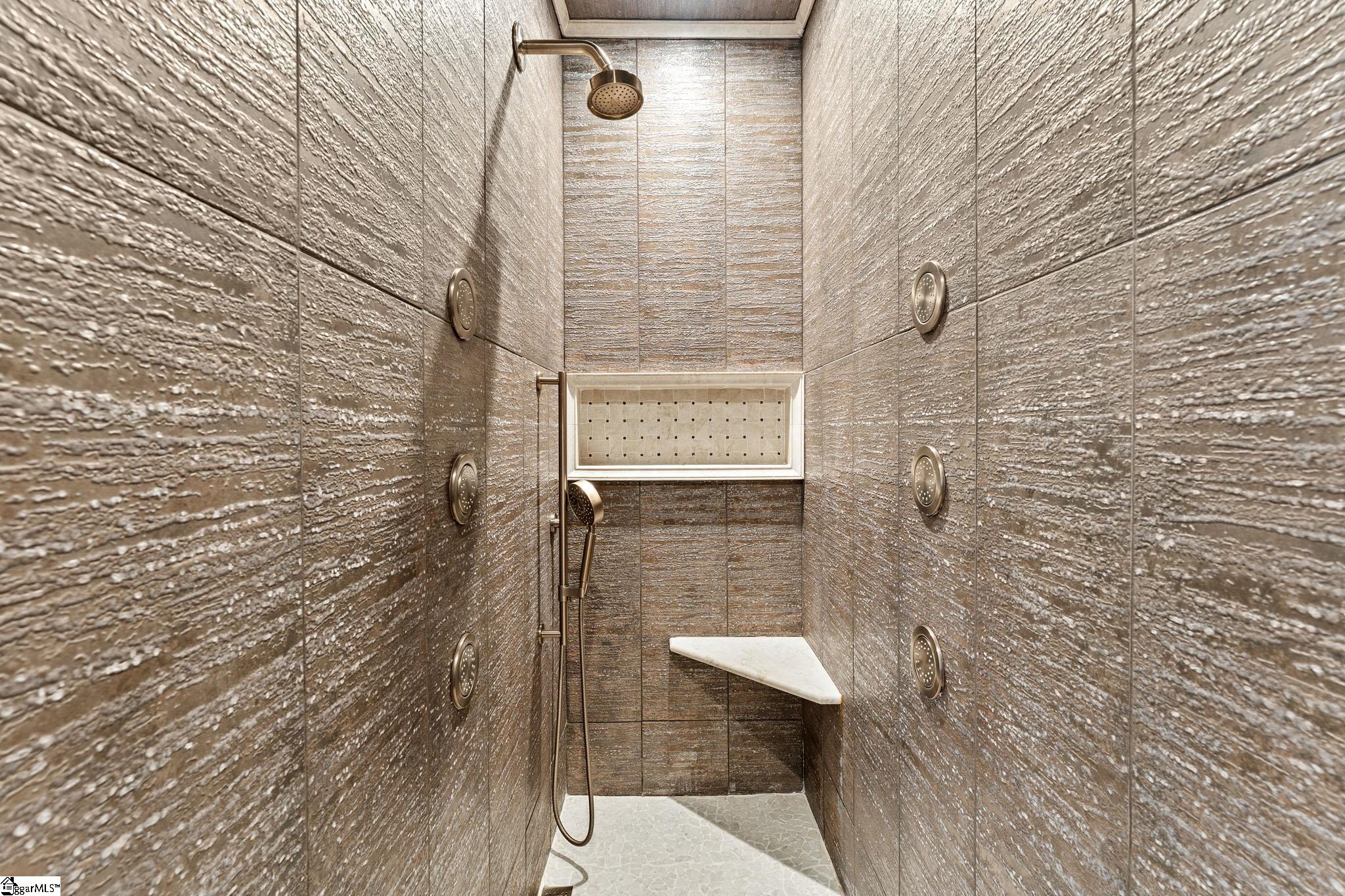 218 Verlin Drive Greenville, SC 29607 - Photo 29 of 43