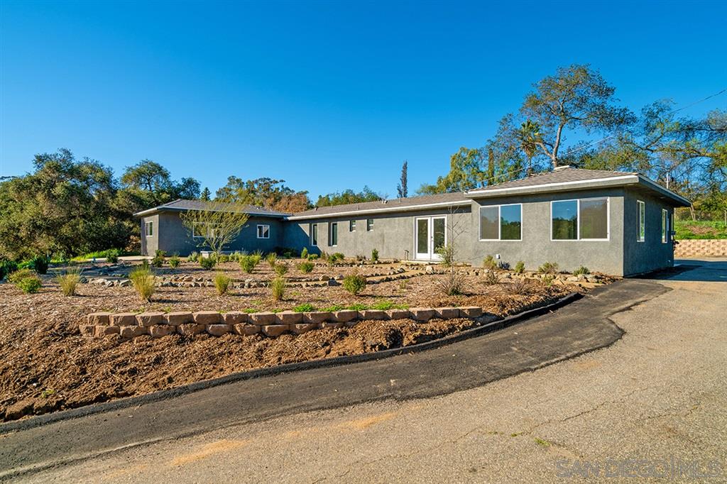 516 Live Oak Park Road Fallbrook, CA 92028 - Photo 21 of 25