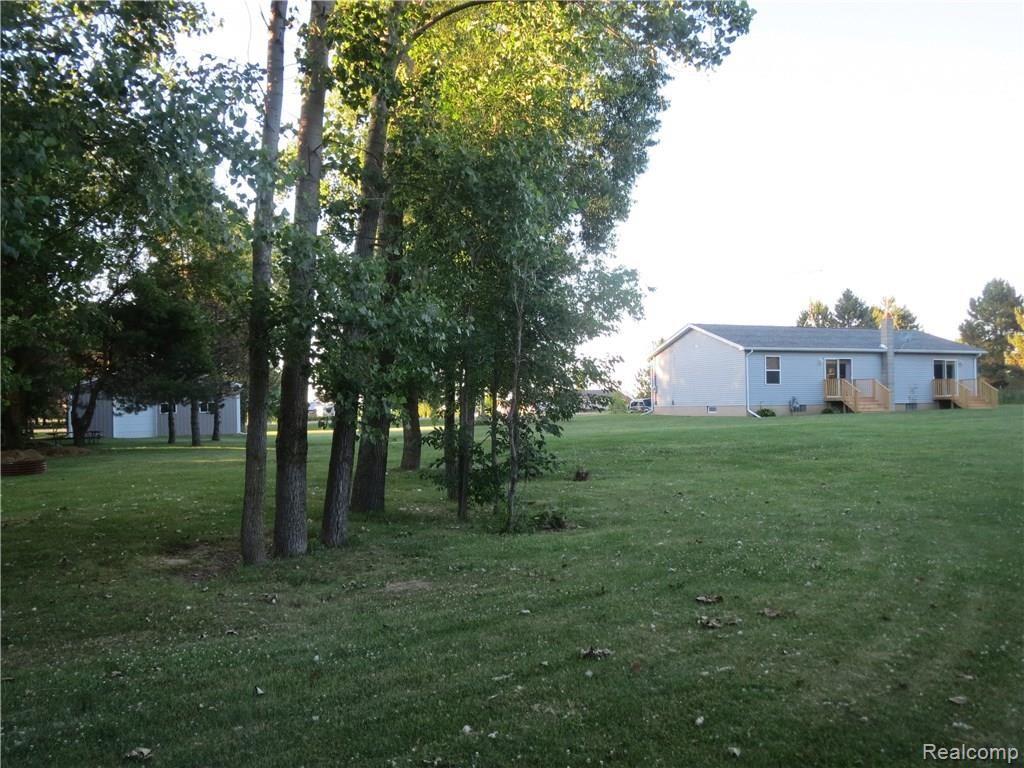 255 West Burns Line Road Melvin, MI 48454 - Photo 41 of 47 IMG_1085.JPG
