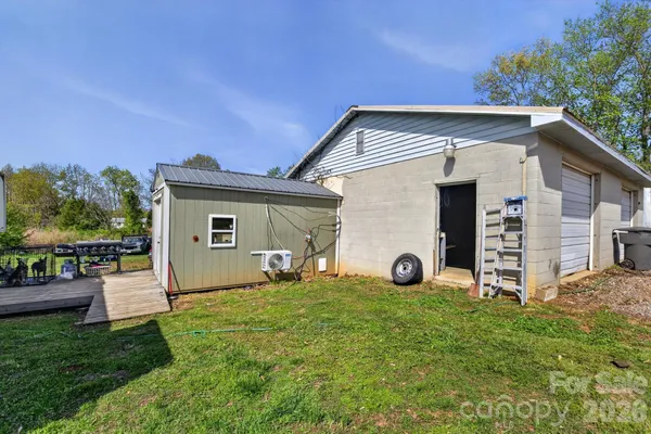 $285,000 | 4163 Horseshoe Bend Road, Hudson, NC 28638