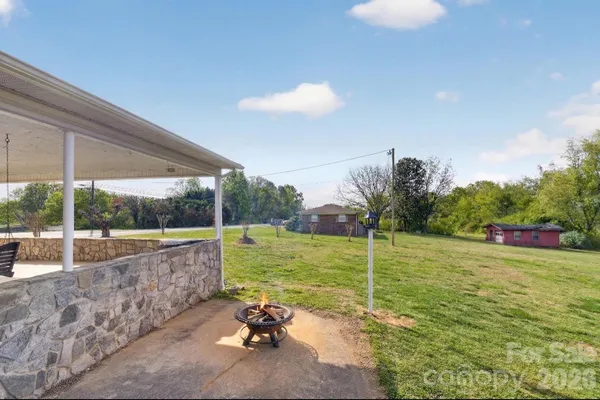 $285,000 | 4163 Horseshoe Bend Road, Hudson, NC 28638