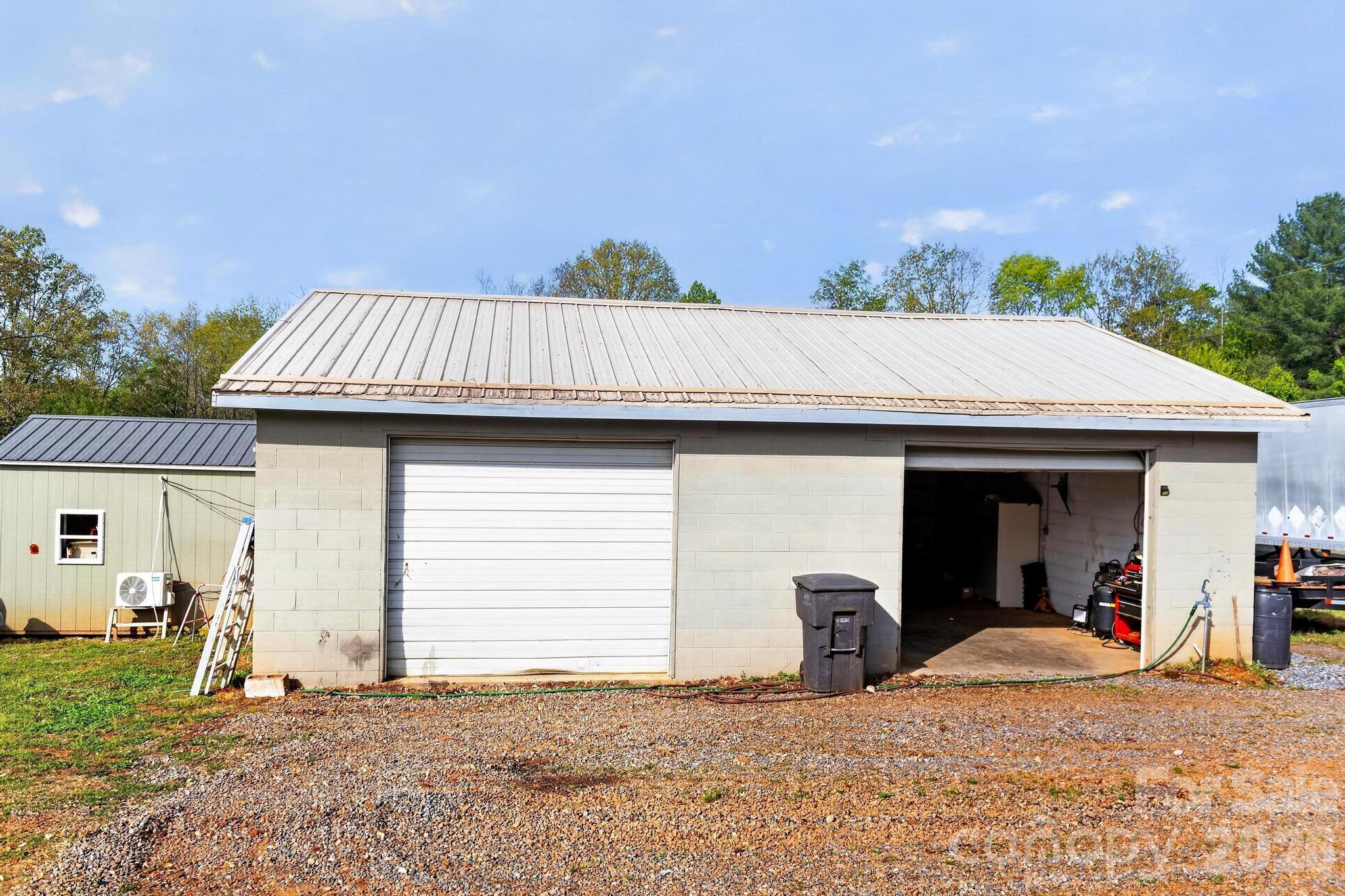 4163 Horseshoe Bend Road Hudson, NC 28638 - Photo 31 of 39