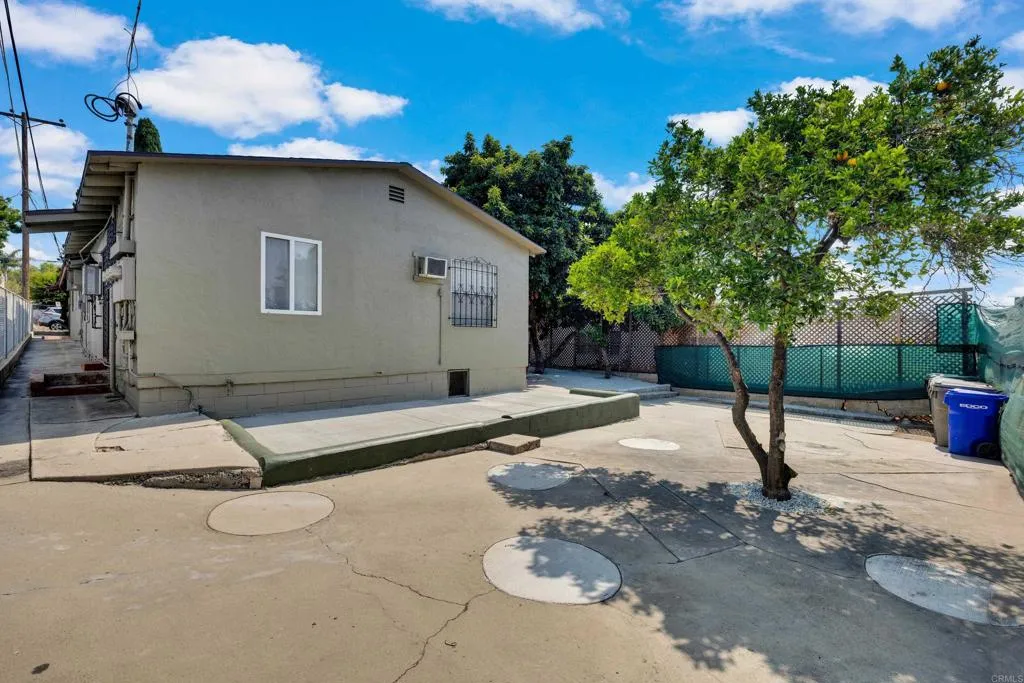 9015 Campo Road Spring Valley, CA 91977 - Photo 47 of 60 Gallery Image 47