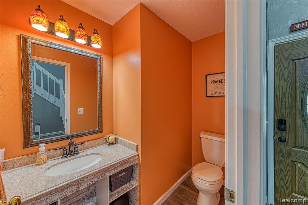 6571 Clover Road Lambertville, MI 48144 - Photo 20 of 35 Gallery Image 20