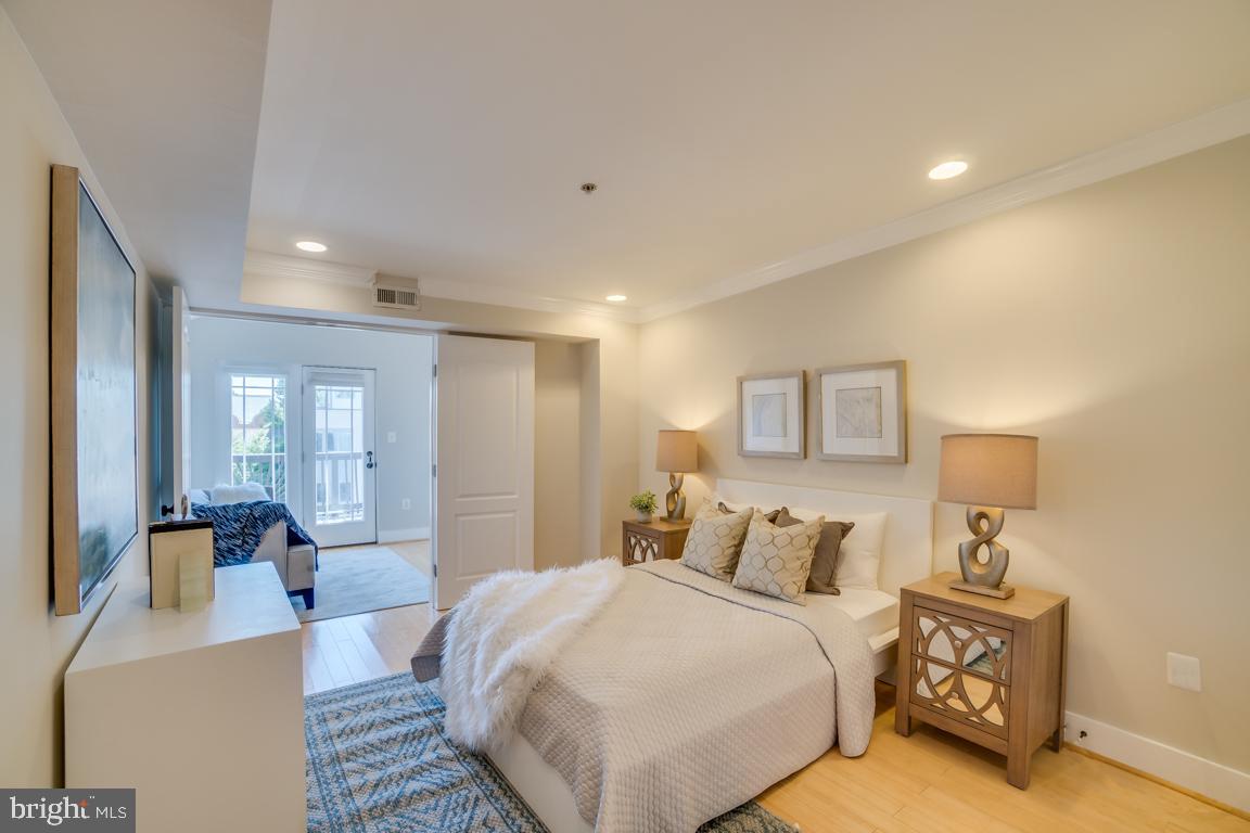 1126 Columbia Road Northwest, Unit 4 Washington, DC 20009 - Photo 15 of 44