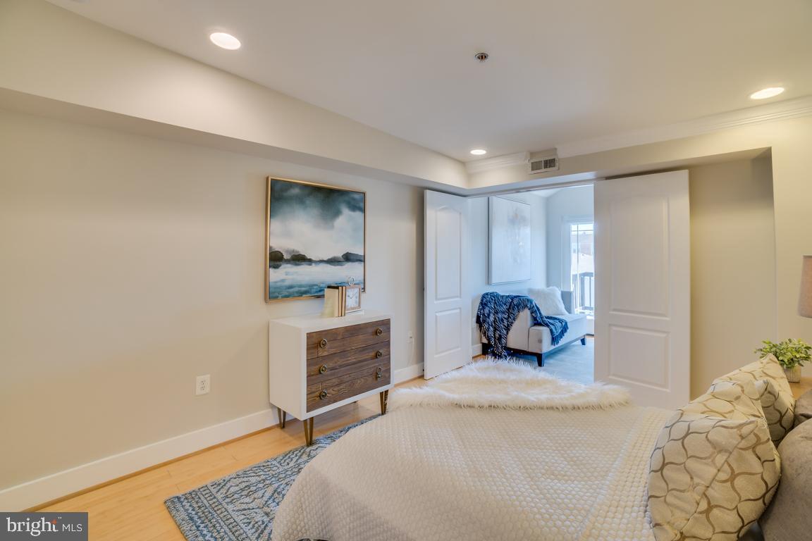 1126 Columbia Road Northwest, Unit 4 Washington, DC 20009 - Photo 16 of 44