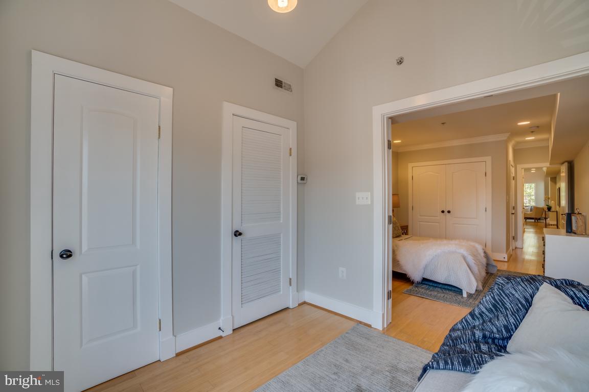 1126 Columbia Road Northwest, Unit 4 Washington, DC 20009 - Photo 24 of 44
