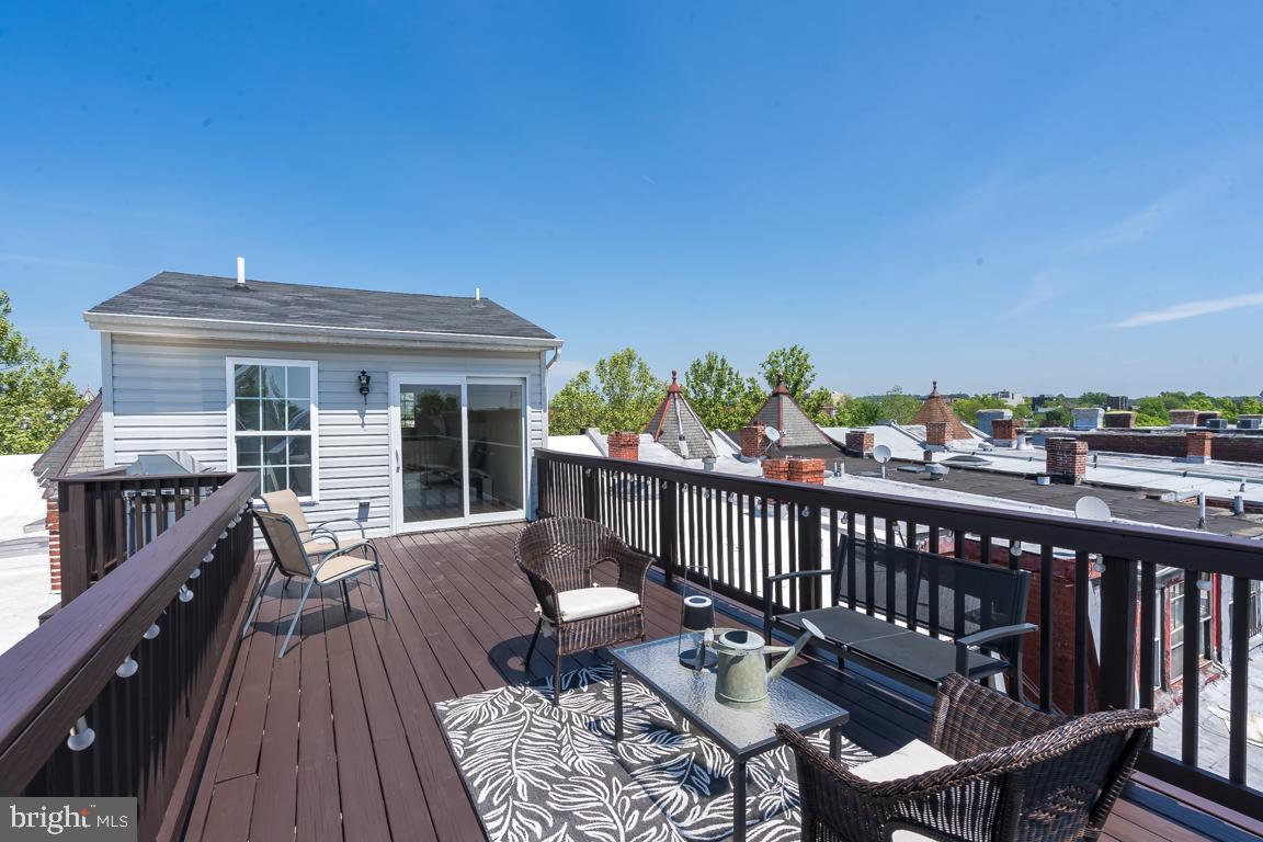 1126 Columbia Road Northwest, Unit 4 Washington, DC 20009 - Photo 44 of 44 Exclusive and Private Penthouse deck !