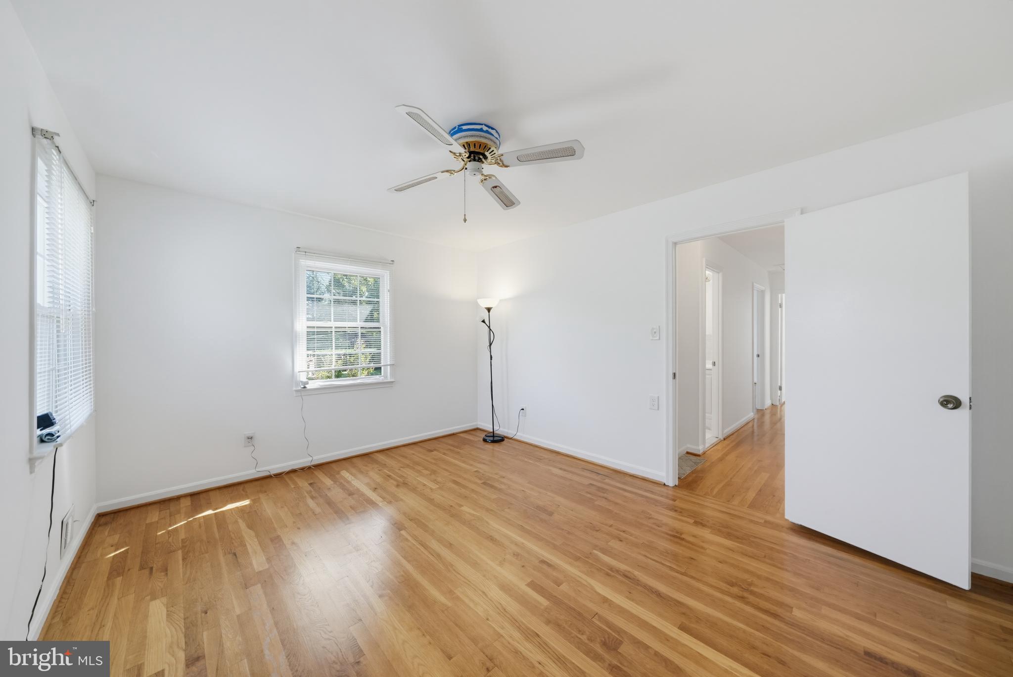 16818 Briardale Road Rockville, MD 20855 - Photo 28 of 45