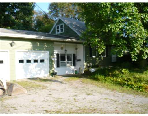 752 Mercer Road Beaver Falls, PA 15010 - Photo 2 of 14 Exterior Front.