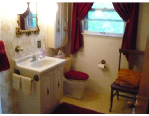 752 Mercer Road Beaver Falls, PA 15010 - Photo 9 of 14 Full Bath.