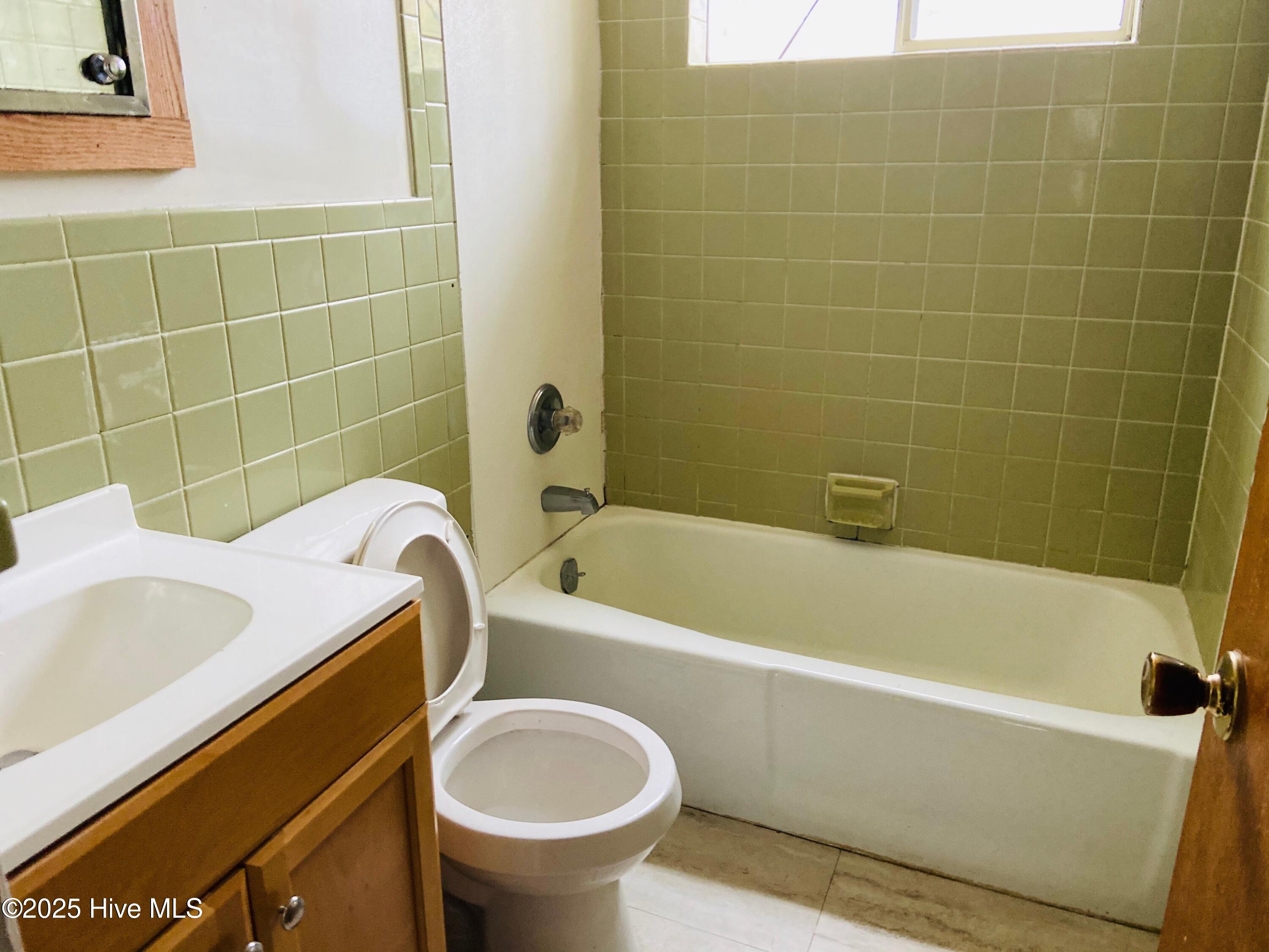 1108 Weeks Street, Unit A Elizabeth City, NC 27909 - Photo 6 of 6 original (5)