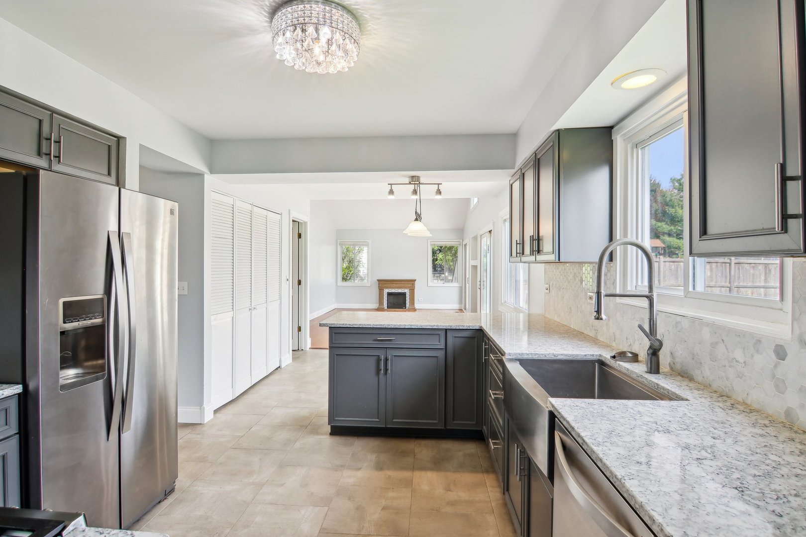 865 Cimarron Drive Cary, IL 60013 - Photo 14 of 53