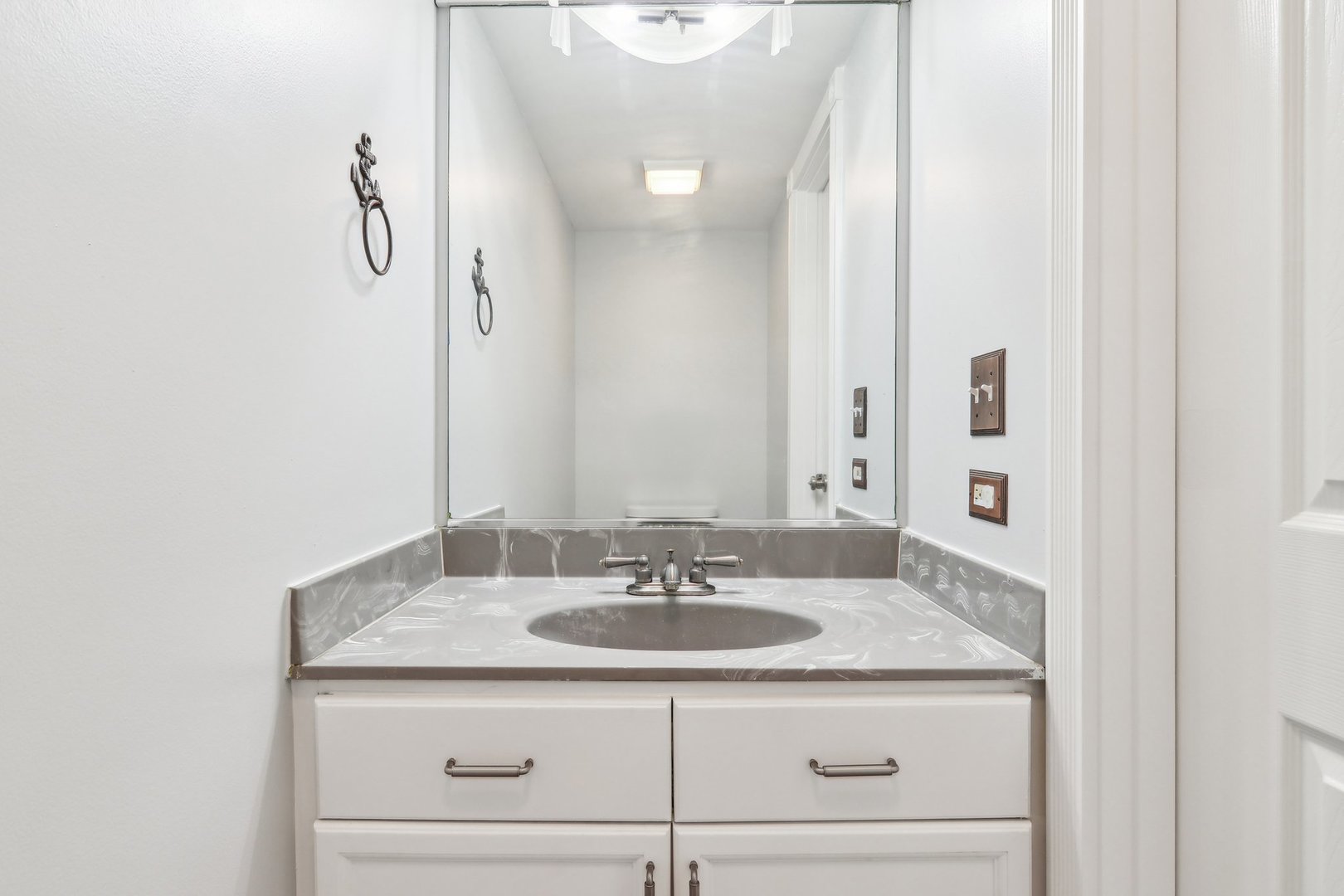 865 Cimarron Drive Cary, IL 60013 - Photo 18 of 53