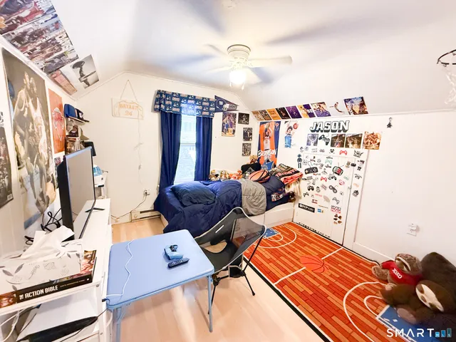 $399,999 | 111 Long Hill Avenue, Shelton, CT 06484