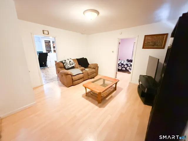 $399,999 | 111 Long Hill Avenue, Shelton, CT 06484