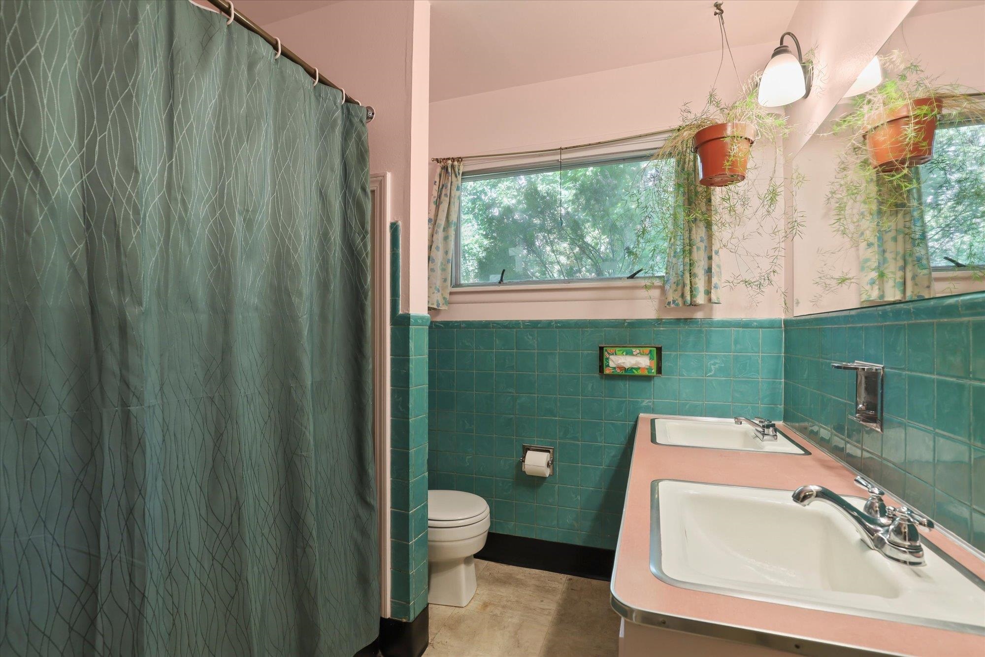 6804 North Post Street Spokane, WA 99208 - Photo 16 of 25 Gallery Image 16