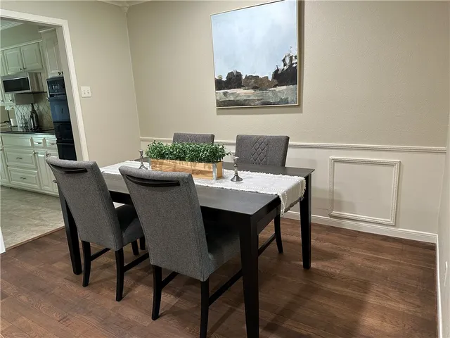 $447,000 | 8606 Gladedale Drive, Woodway, TX 76712