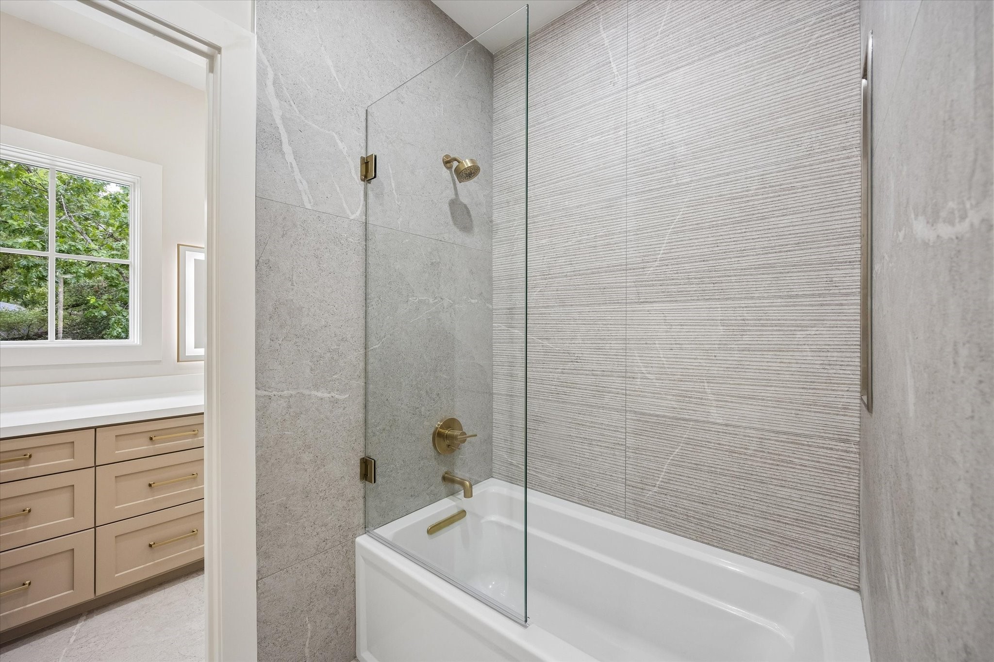 2320 North Boulevard Houston, TX 77098 - Photo 32 of 43