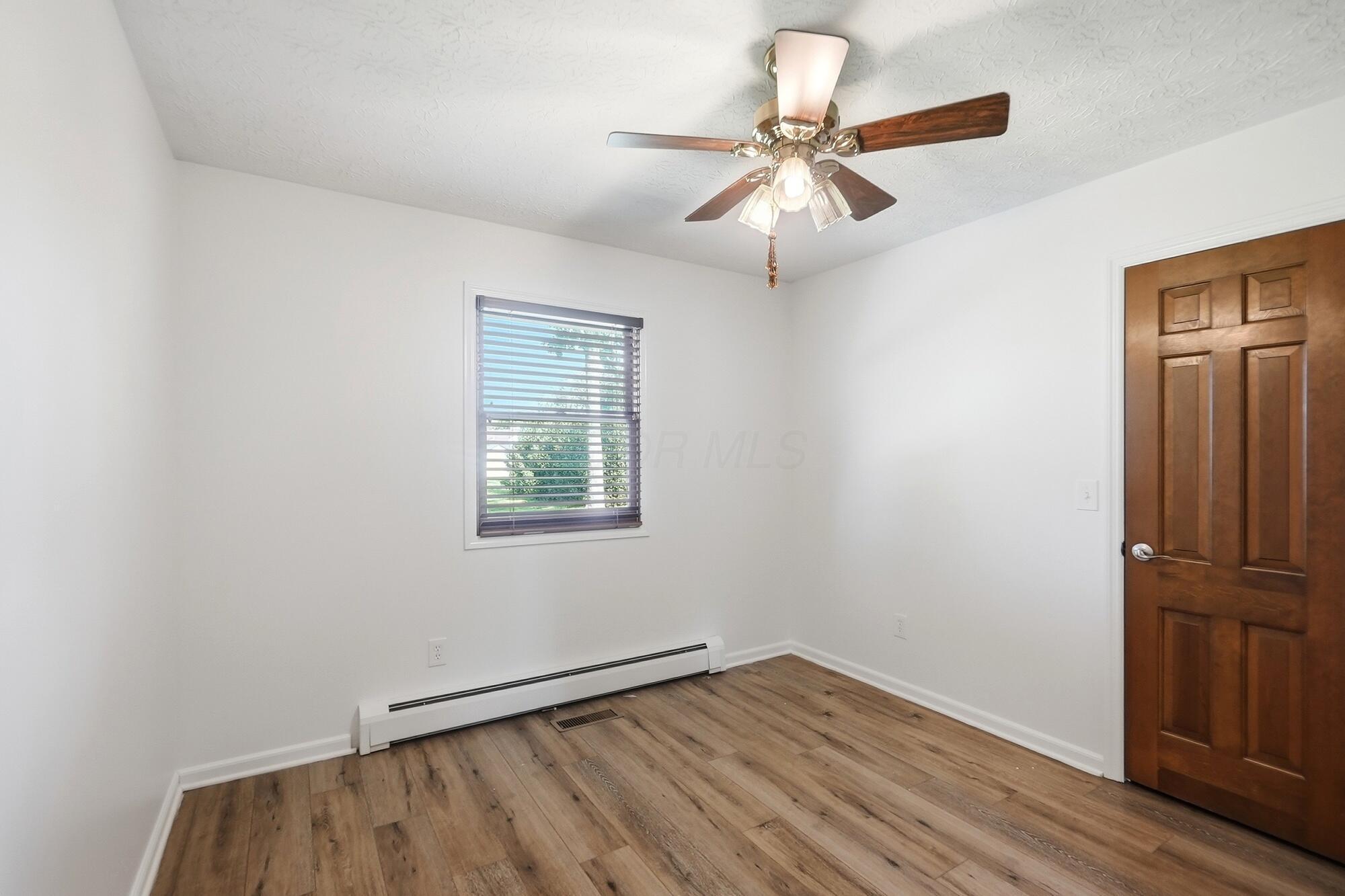 6218 Feder Road Columbus, OH 43228 - Photo 35 of 66 037