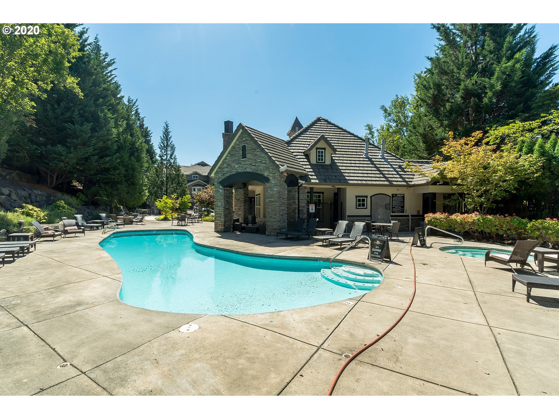 820 Springtree Lane West Linn, OR 97068 - Photo 23 of 28 Gallery Image 23