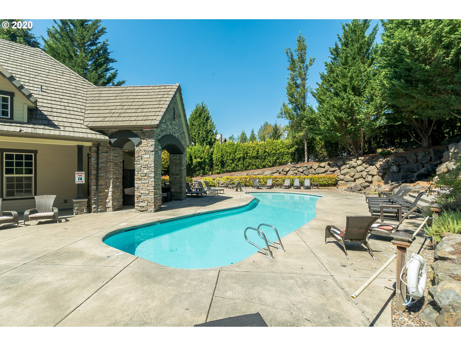 820 Springtree Lane West Linn, OR 97068 - Photo 24 of 28 Gallery Image 24