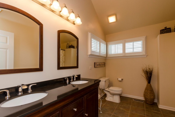 2320 Indian Grass Road Naperville, IL 60564 - Photo 17 of 25 Gallery Image 17