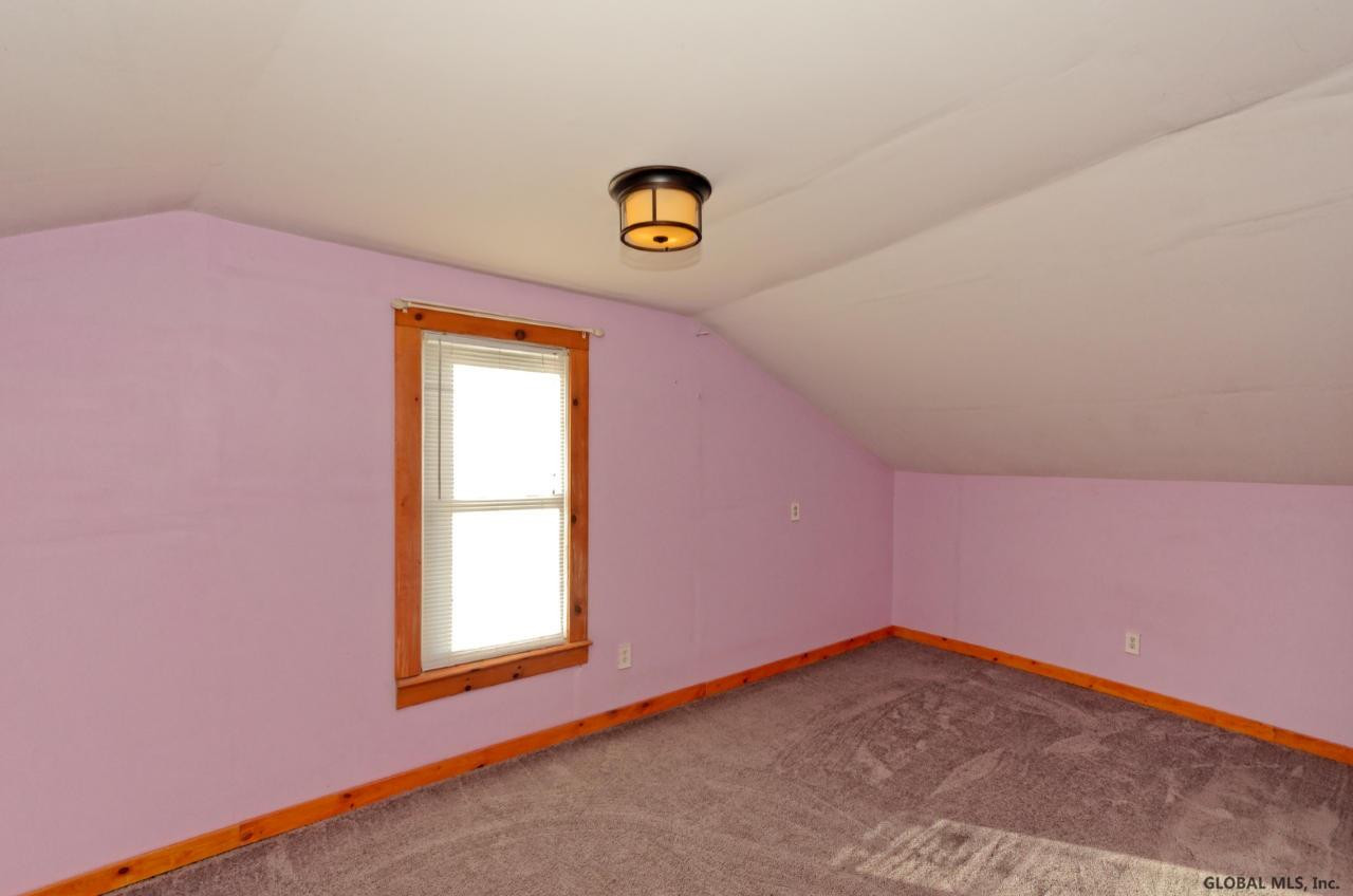 486 Bradford Road Schenectady, NY 12304 - Photo 14 of 25 Photo 14