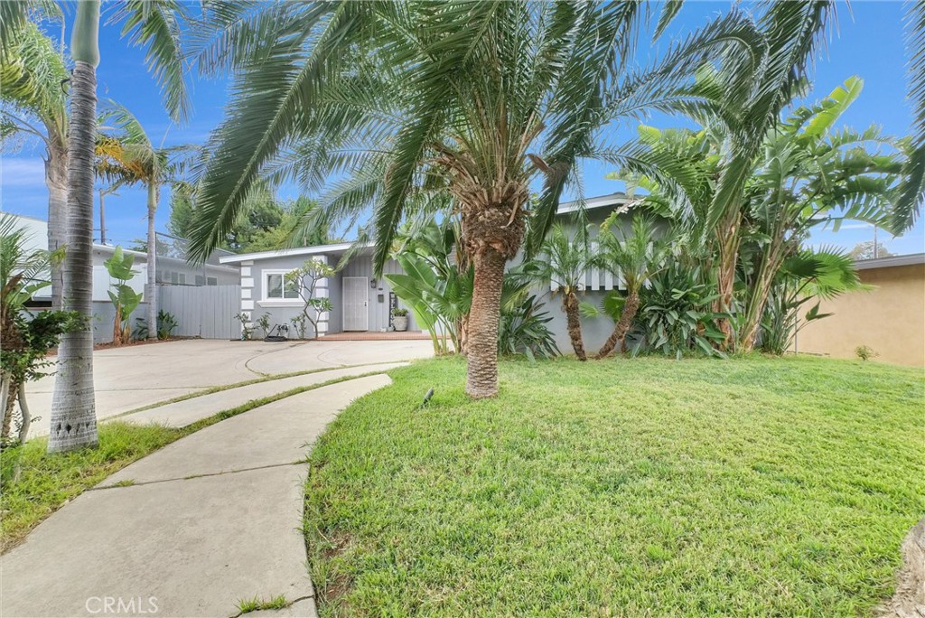 1988 Via Del Rio Corona, CA 92882 - Photo 3 of 19