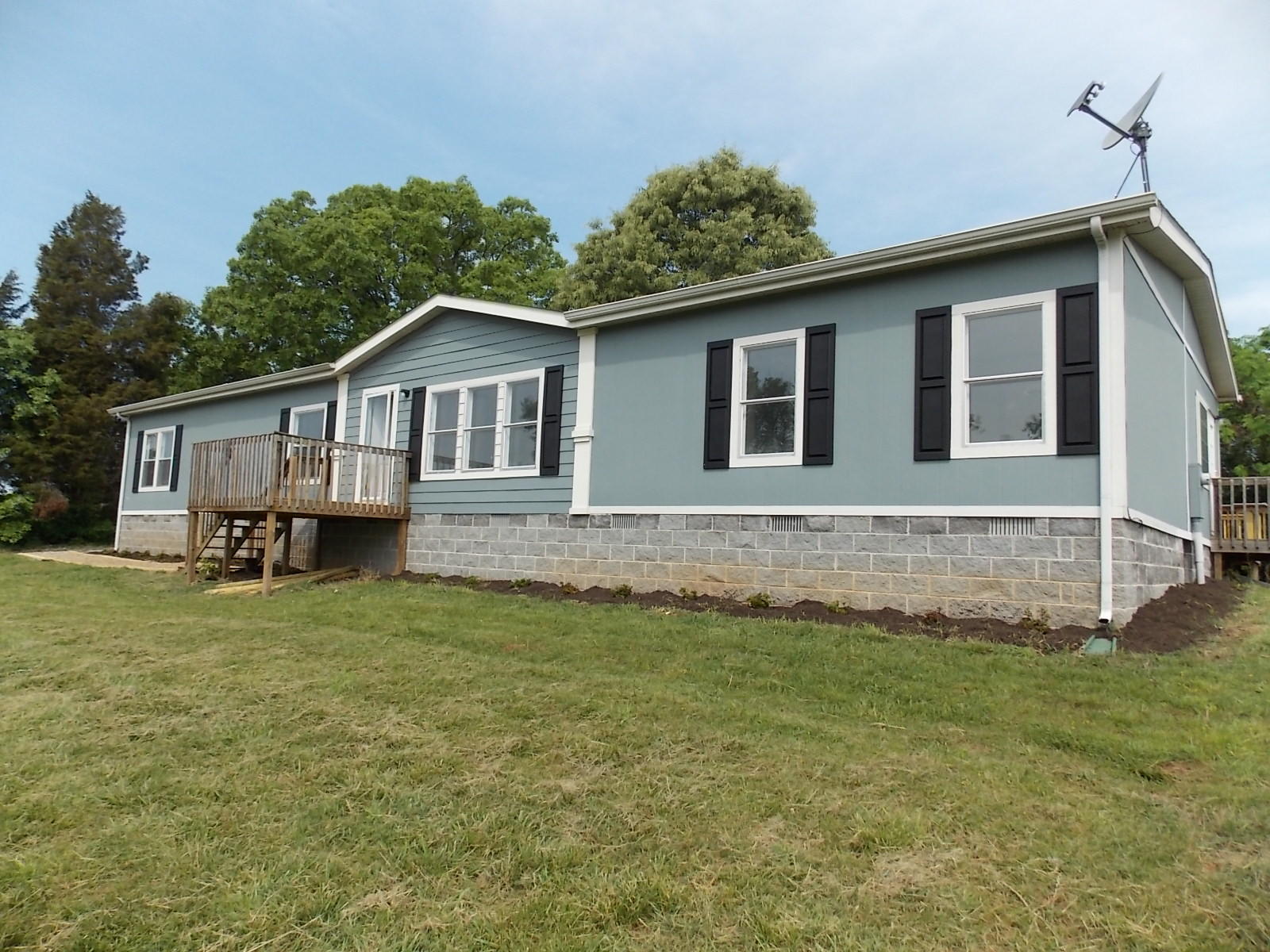 4749 Morganton Road Greenback, TN 37742 - Photo 25 of 25 Front