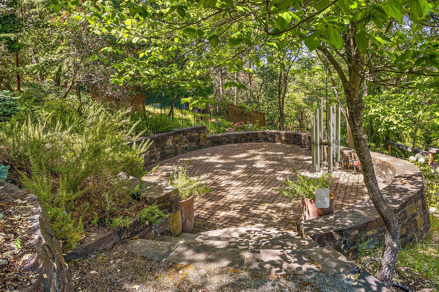 140 Ridge Road Ashland, OR 97520 - Photo 6 of 35 Additional Photo