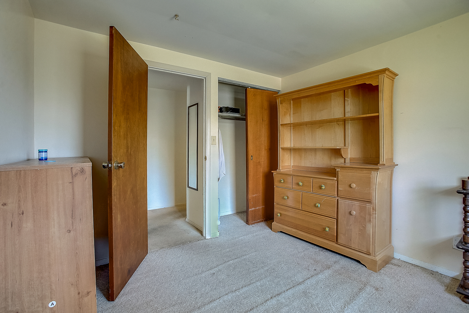 1014 Oak Ridge Road Carpentersville, IL 60110 - Photo 19 of 36 Gallery Image 19