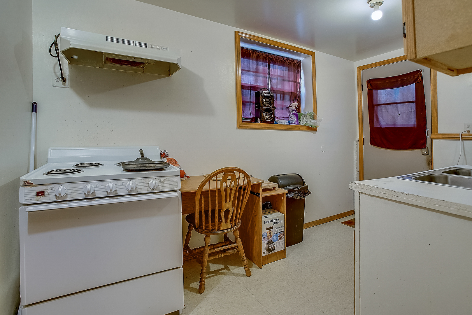 1014 Oak Ridge Road Carpentersville, IL 60110 - Photo 26 of 36 Gallery Image 26