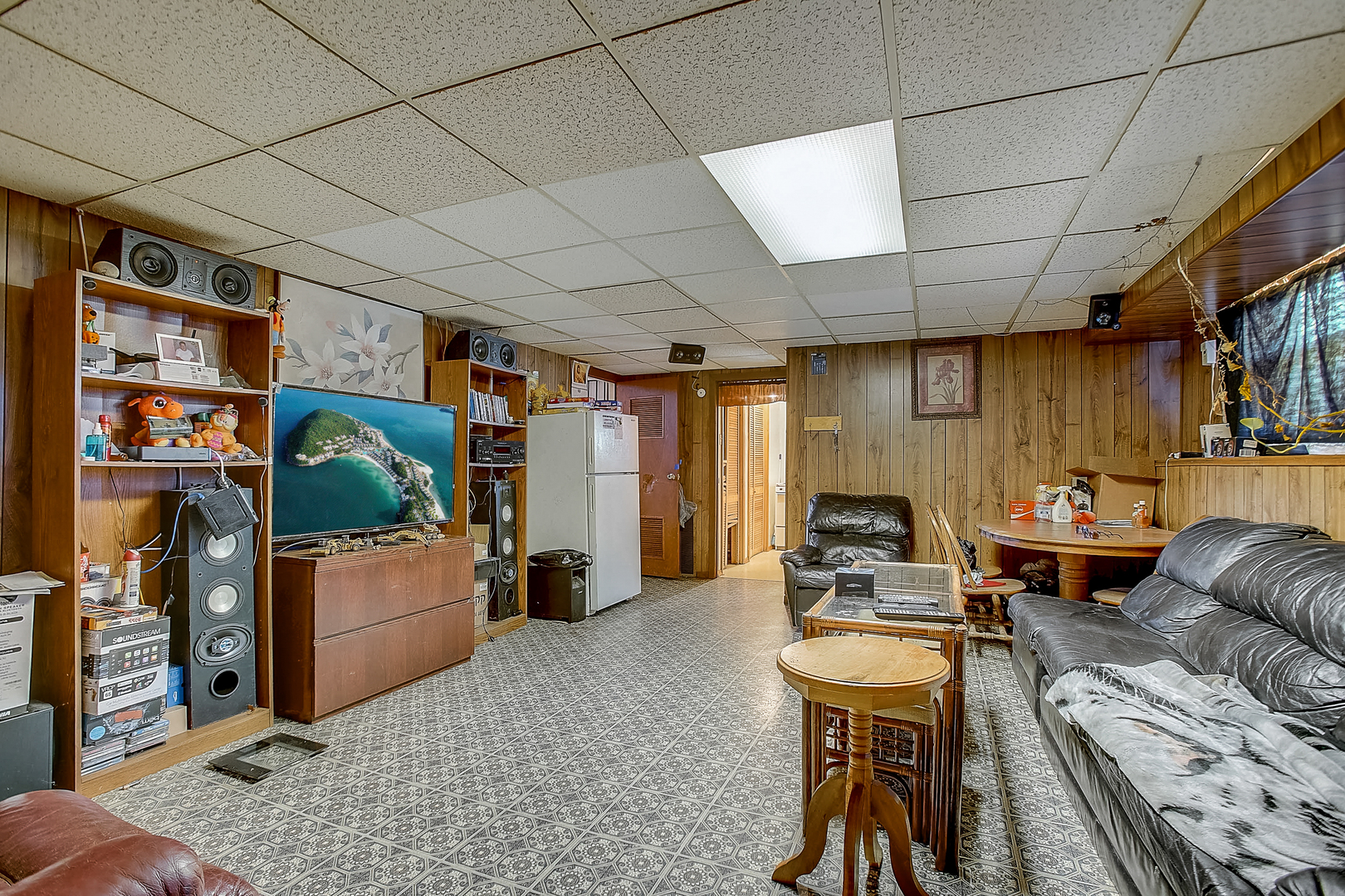 1014 Oak Ridge Road Carpentersville, IL 60110 - Photo 29 of 36 Gallery Image 29