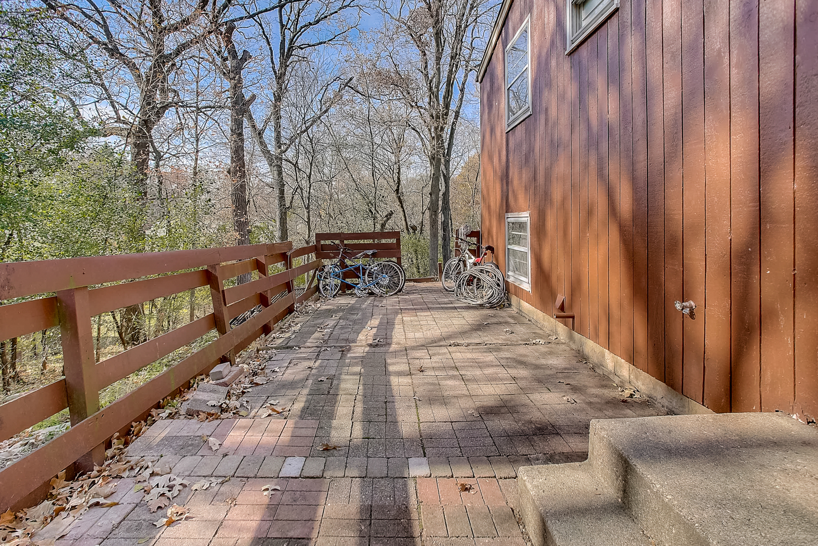 1014 Oak Ridge Road Carpentersville, IL 60110 - Photo 32 of 36 Gallery Image 32