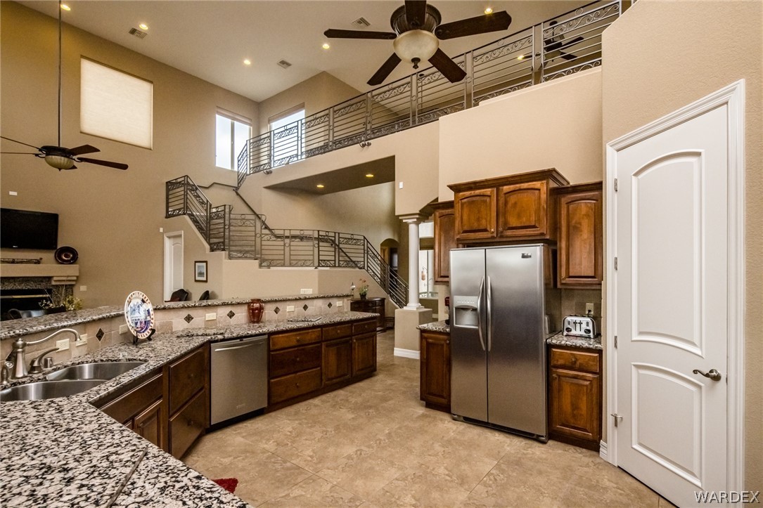 4318 Mercer Road Bullhead City, AZ 86429 - Photo 15 of 50 Gallery Image 15
