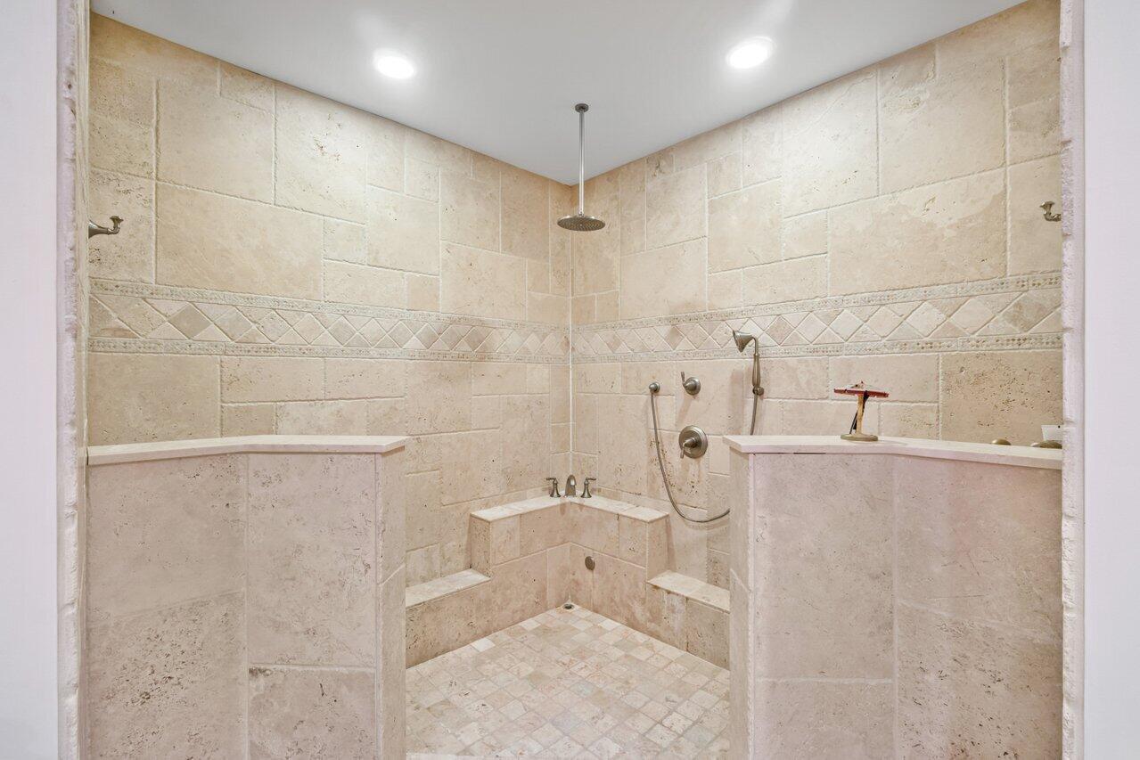 5861 Roebuck Road Jupiter, FL 33458 - Photo 27 of 74 Master Bathroom