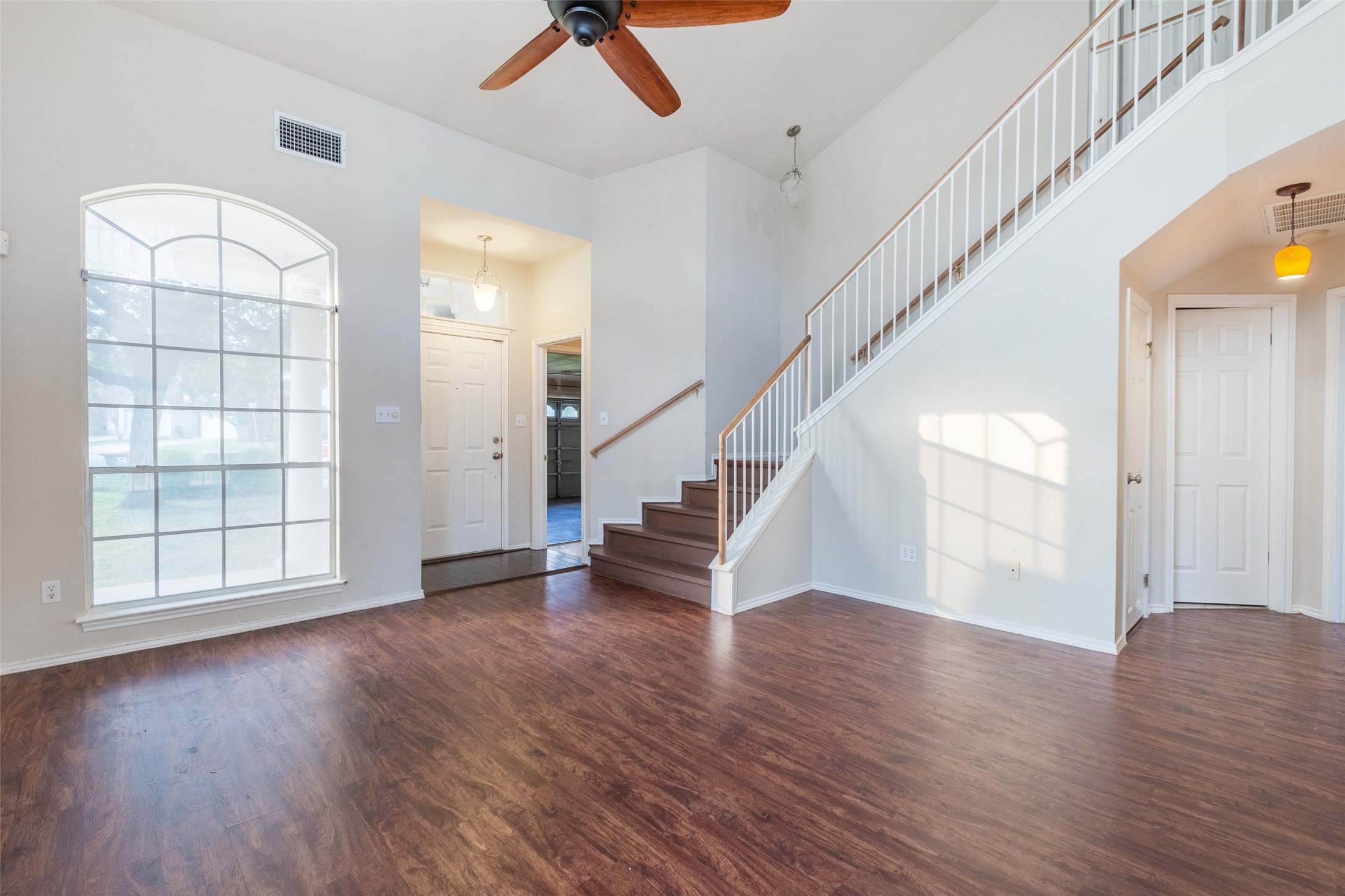 7700 Portland Trail Austin, TX 78729 - Photo 11 of 36