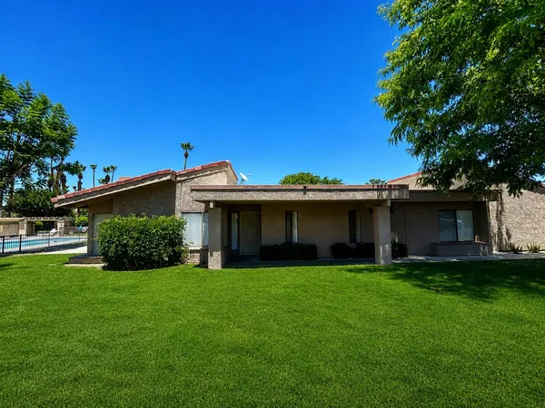 $2,895 | 48973 Canyon Crest Lane, Palm Desert, CA 92260