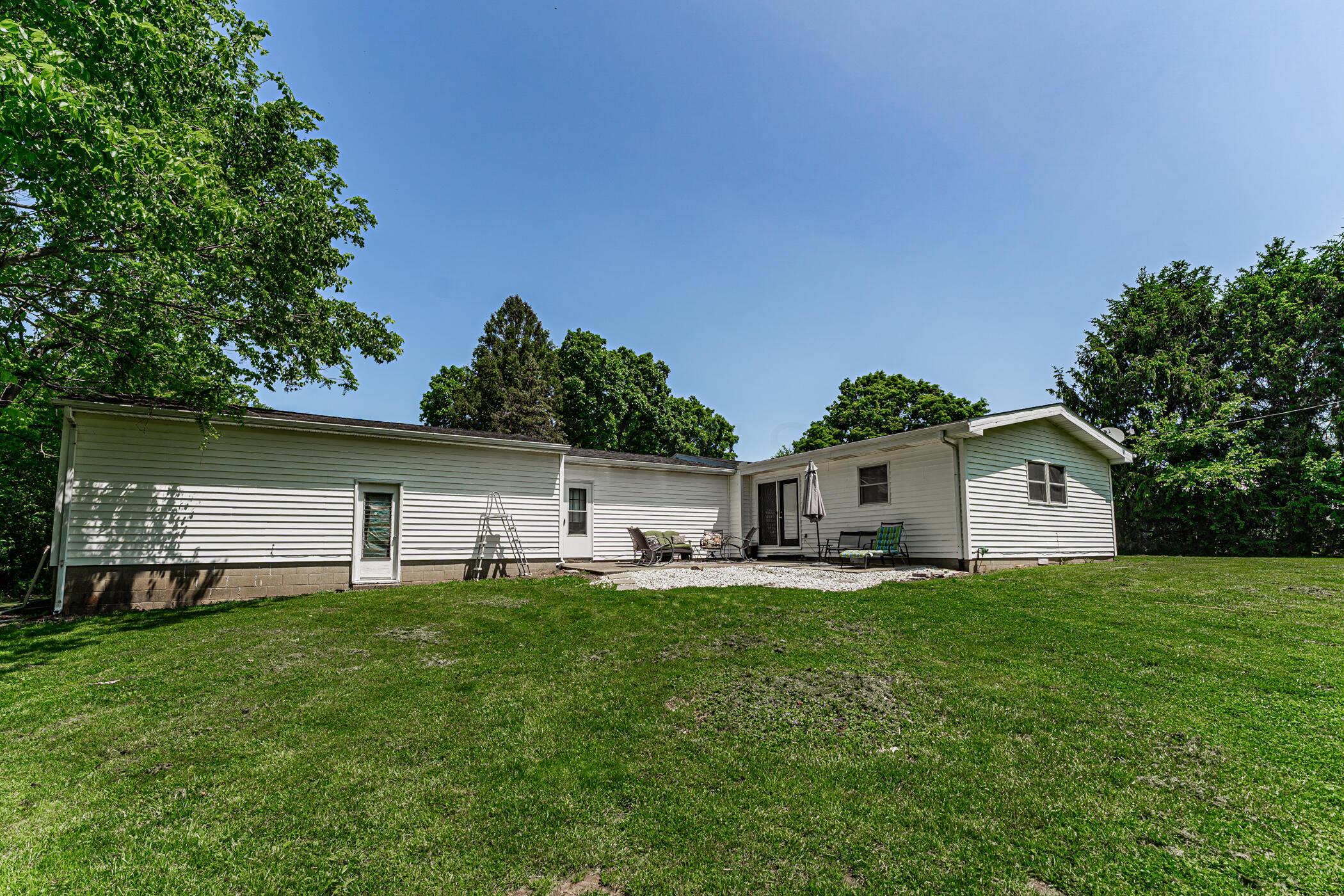 8391 Stout Road Circleville, OH 43113 - Photo 35 of 42 8391 Stout Rd 014