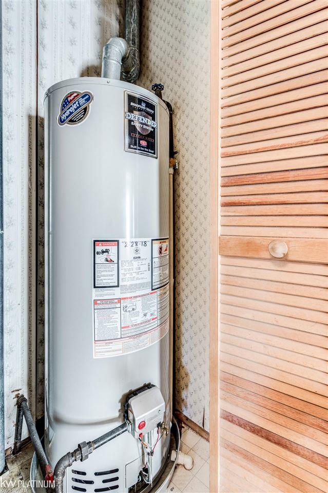 7347 Maple Road Lexington, MI 48450 - Photo 22 of 46 50060353-21.JPG