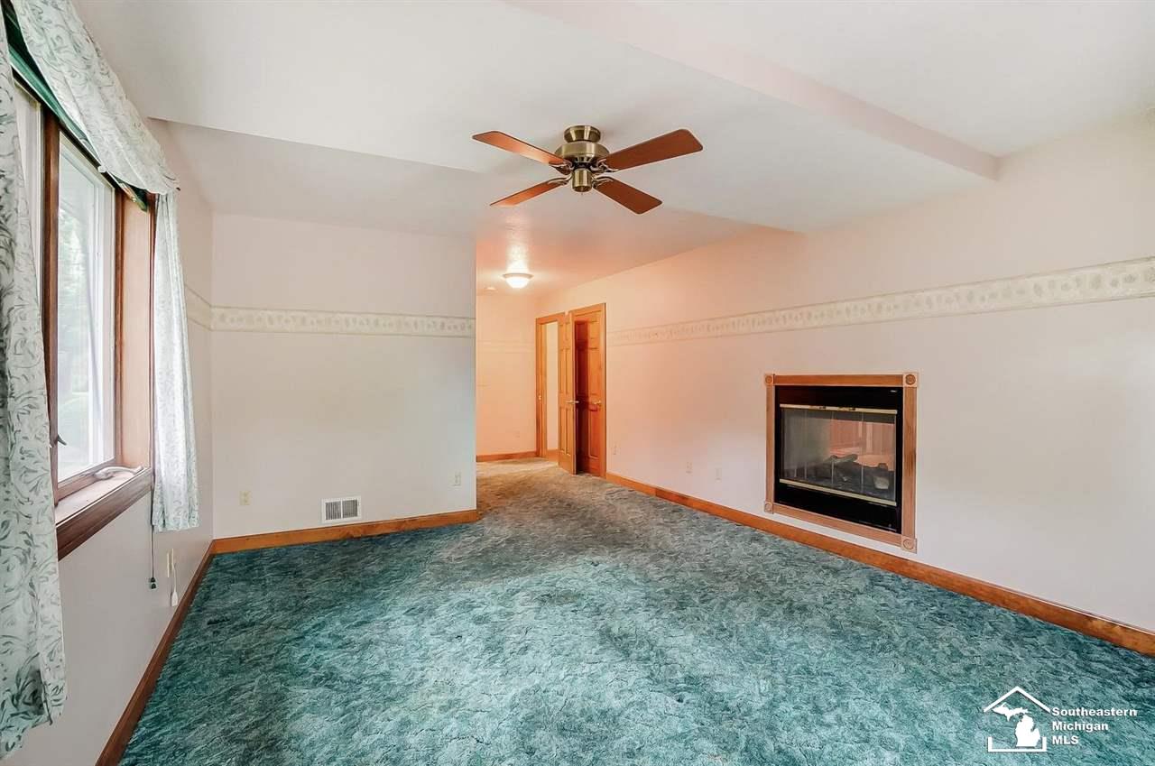 2489 North Custer Road Monroe, MI 48162 - Photo 31 of 56