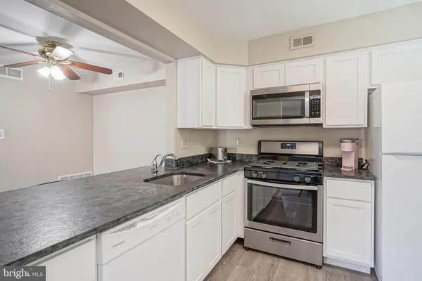 $1,950 | 2107 A Sedgefield Drive, Mount Laurel, NJ 08054