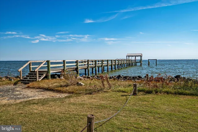 $409,000 | 1215 Garret Avenue, Churchton, MD 20733