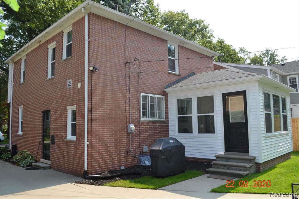 3835 Cumberland Road Berkley, MI 48072 - Photo 4 of 38