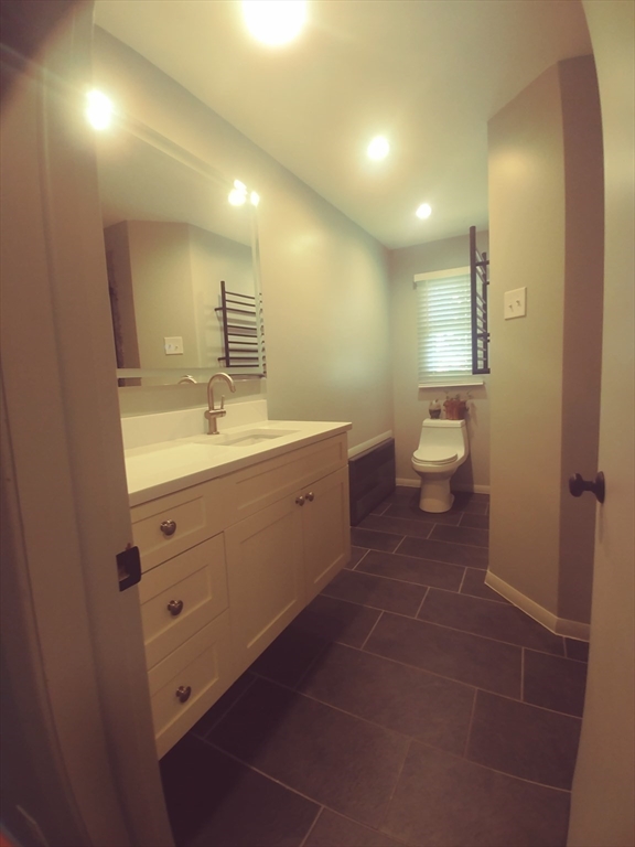 68 Dayton Street Springfield, MA 01118 - Photo 10 of 30