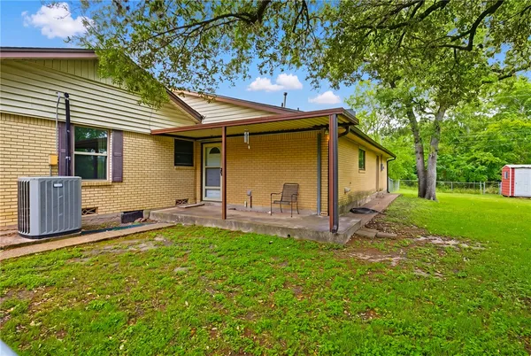 $325,000 | 806 Mary Lake Drive, Bryan, TX 77802