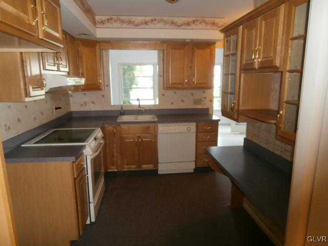 4942 Buckeye Road Emmaus, PA 18049 - Photo 3 of 5 Gallery Image 3