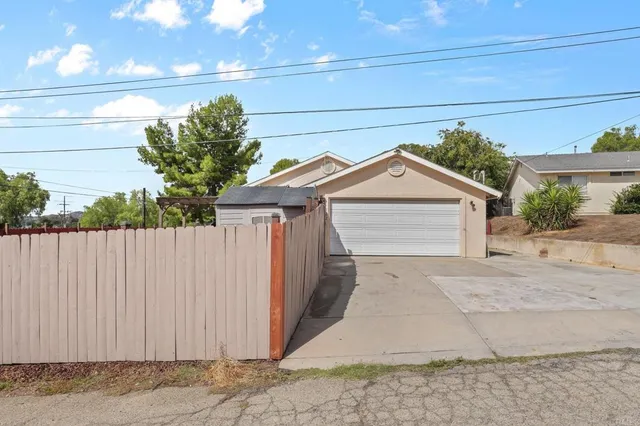 $699,000 | 722 8th Street, Ramona, CA 92065